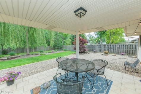 13239 Cherokee Trail Middleburg Heights OH 44130