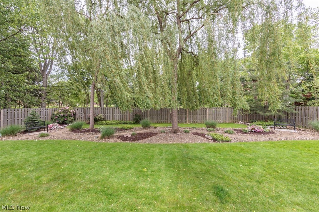 13239 Cherokee Trail Middleburg Heights OH 44130