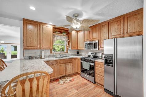 2737 Highline Drive Mogadore OH 44260