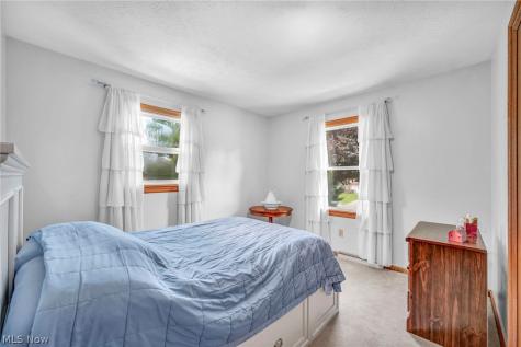 2737 Highline Drive Mogadore OH 44260