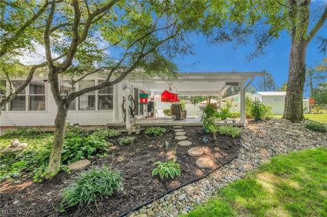 2737 Highline Drive Mogadore OH 44260
