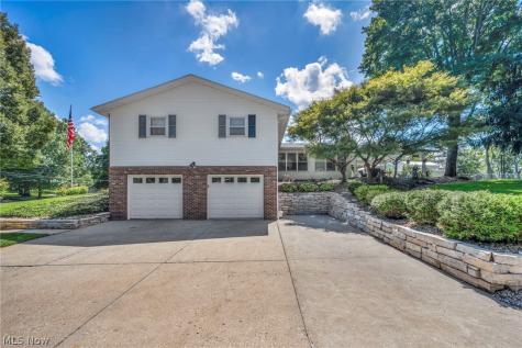 2737 Highline Drive Mogadore OH 44260