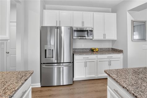 76 Wanda Court Kent OH 44240