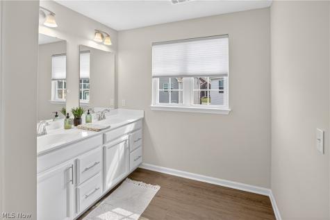 76 Wanda Court Kent OH 44240