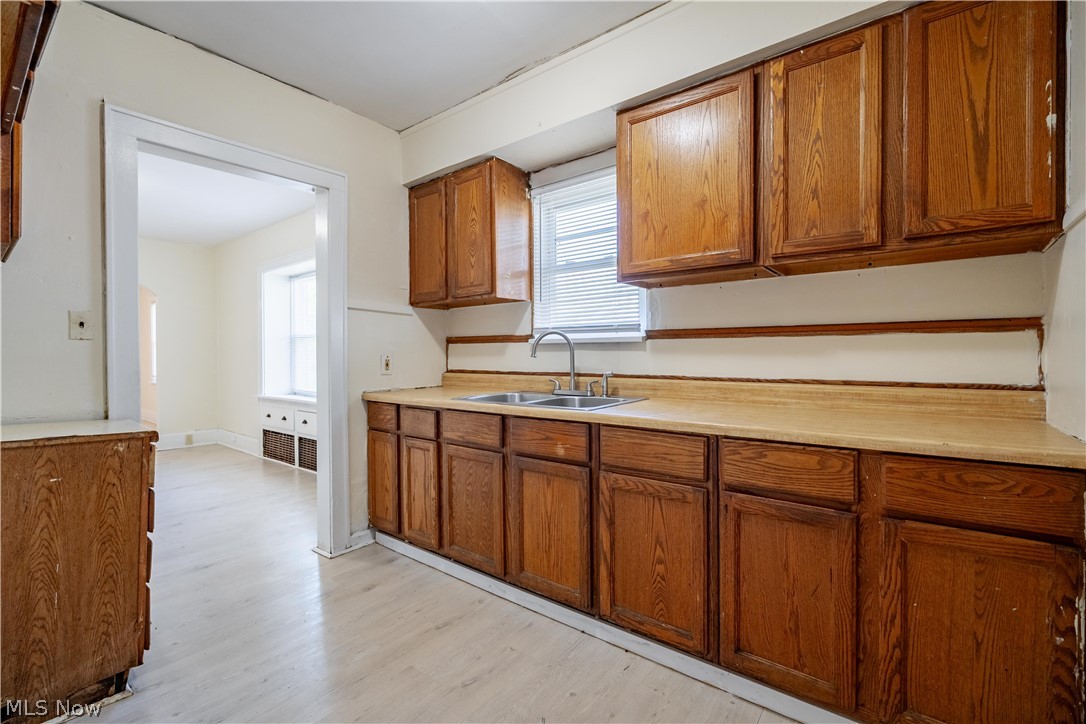 688 Kipling Street Akron OH 44306