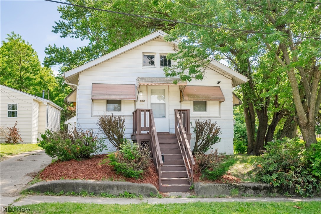 688 Kipling Street Akron OH 44306