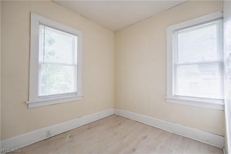 688 Kipling Street Akron OH 44306