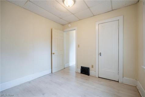 688 Kipling Street Akron OH 44306