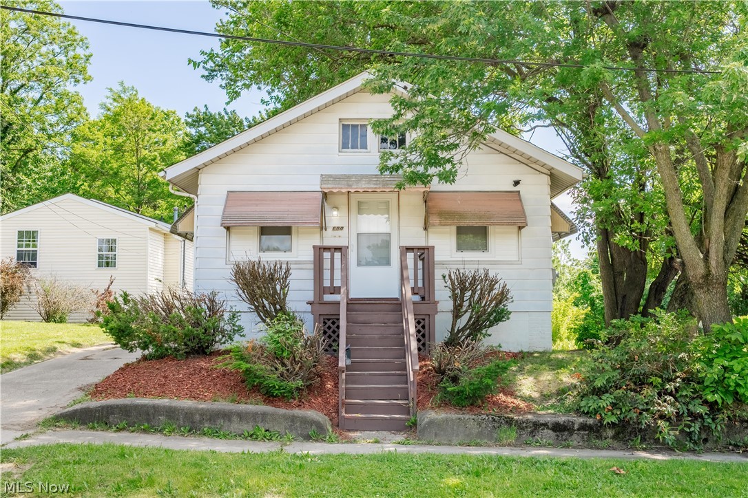 688 Kipling Street Akron OH 44306