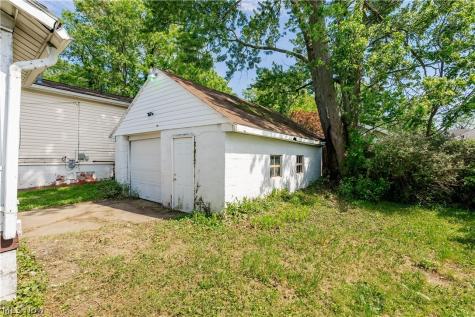 688 Kipling Street Akron OH 44306