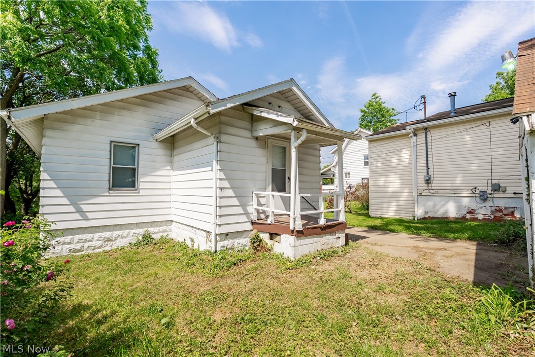 688 Kipling Street Akron OH 44306