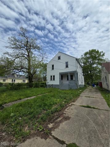 E 162nd Street Cleveland OH 44128