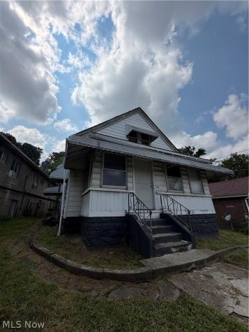1814 Manchester Road Akron OH 44314