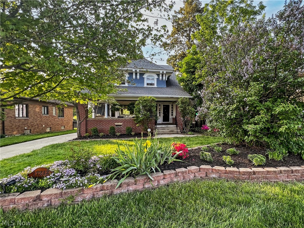 17212 Hilliard Road Lakewood OH 44107