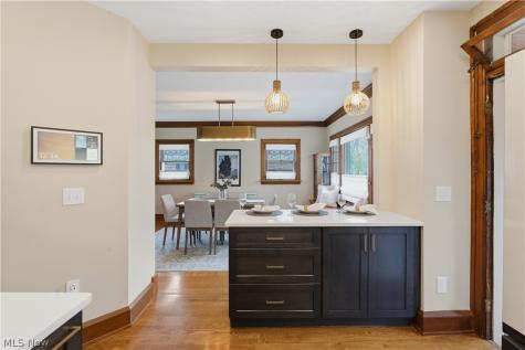 17212 Hilliard Road Lakewood OH 44107