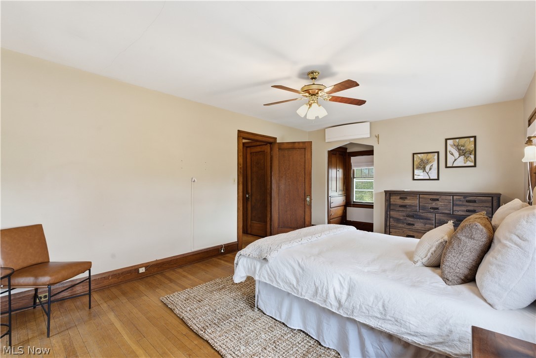 17212 Hilliard Road Lakewood OH 44107