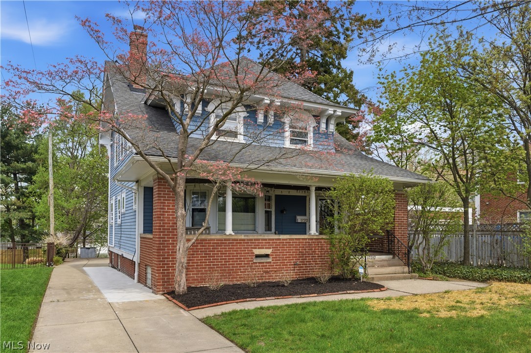 17212 Hilliard Road Lakewood OH 44107