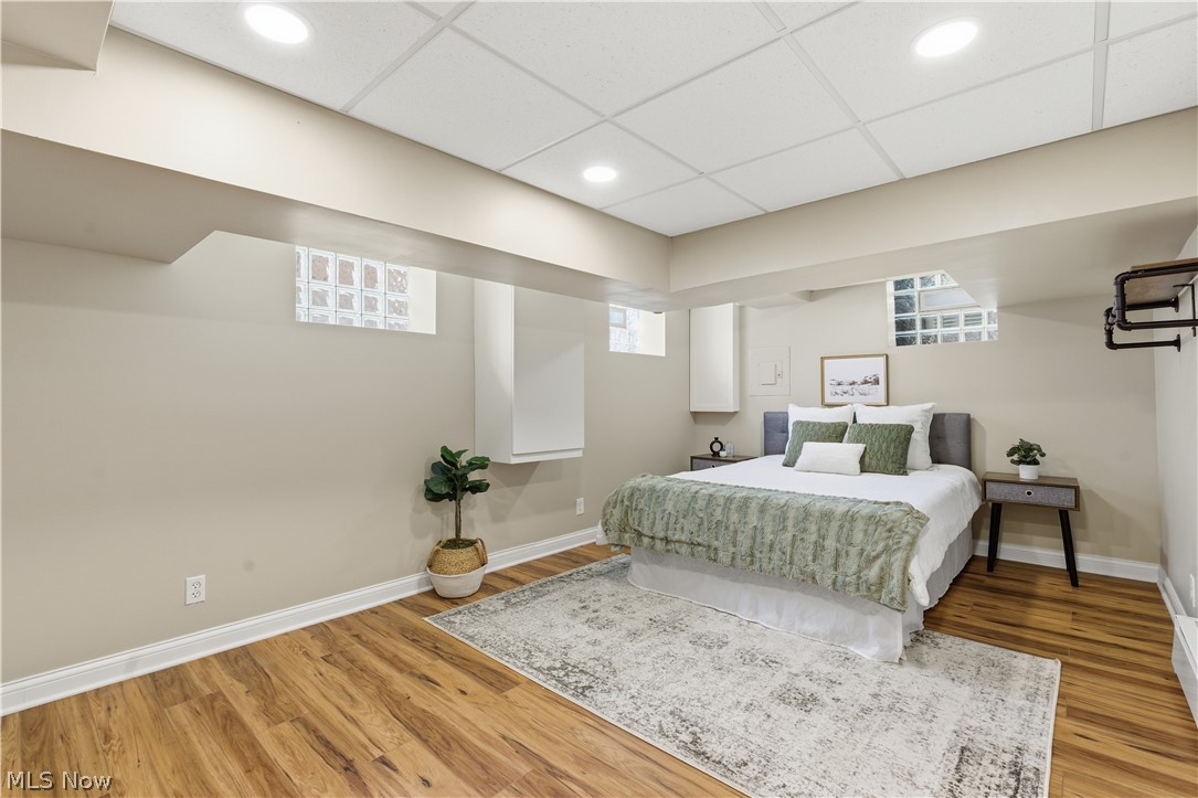 17212 Hilliard Road Lakewood OH 44107