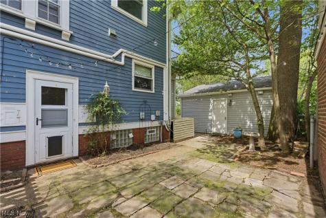 17212 Hilliard Road Lakewood OH 44107