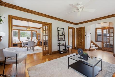 17212 Hilliard Road Lakewood OH 44107