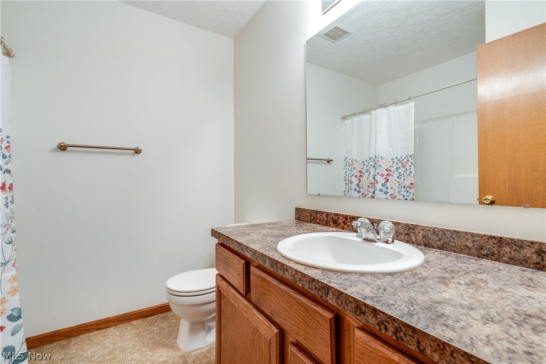 3061 Dover Drive Akron OH 44312