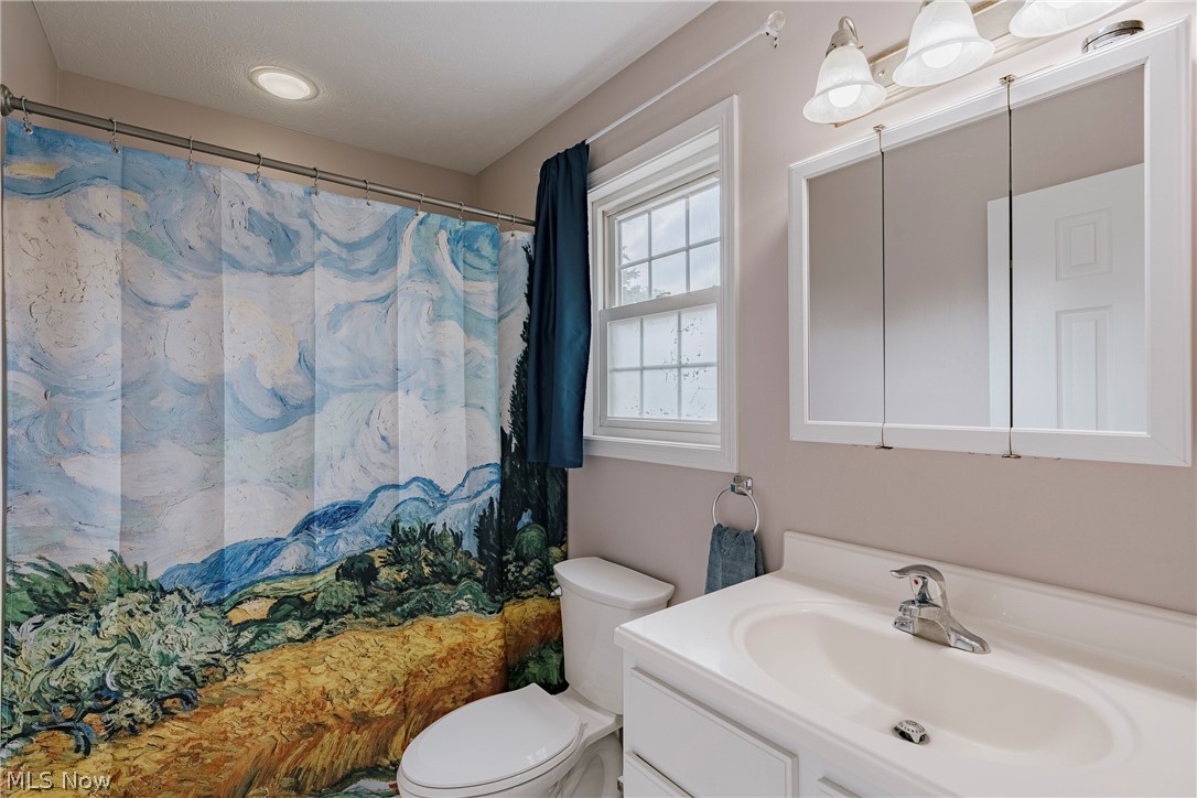 34112 Lake Shore Boulevard Lakeline OH 44095