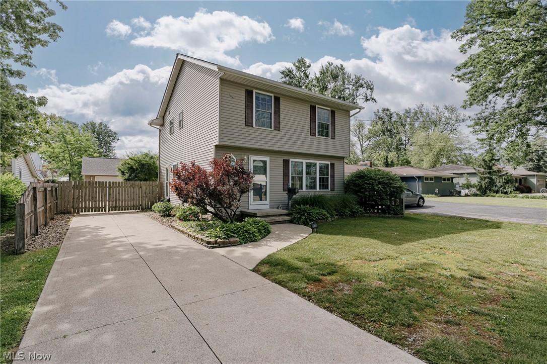 34112 Lake Shore Boulevard Lakeline OH 44095