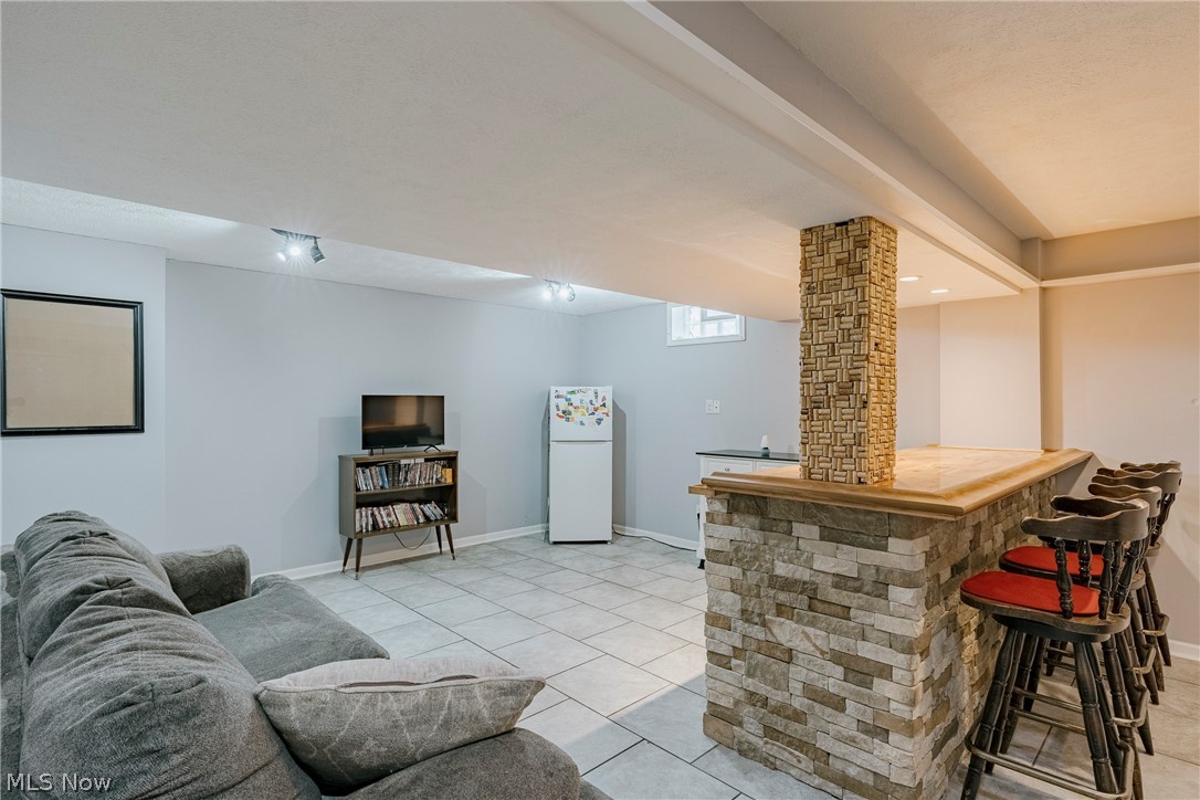 34112 Lake Shore Boulevard Lakeline OH 44095