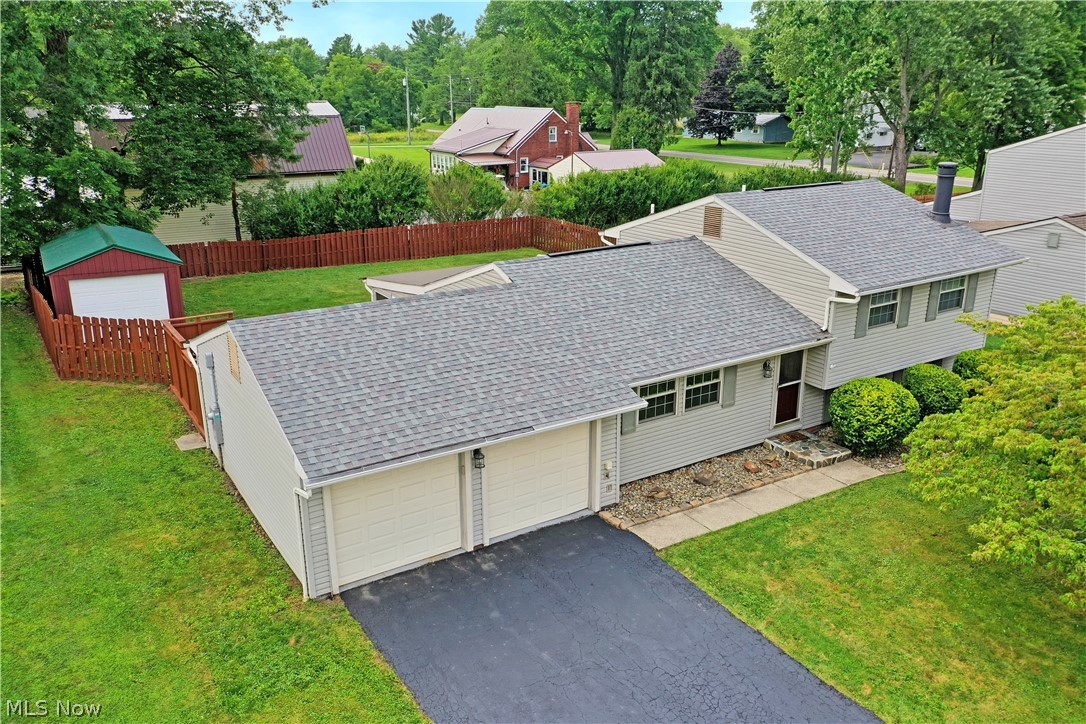 1382 Northfield Mineral Ridge OH 44440