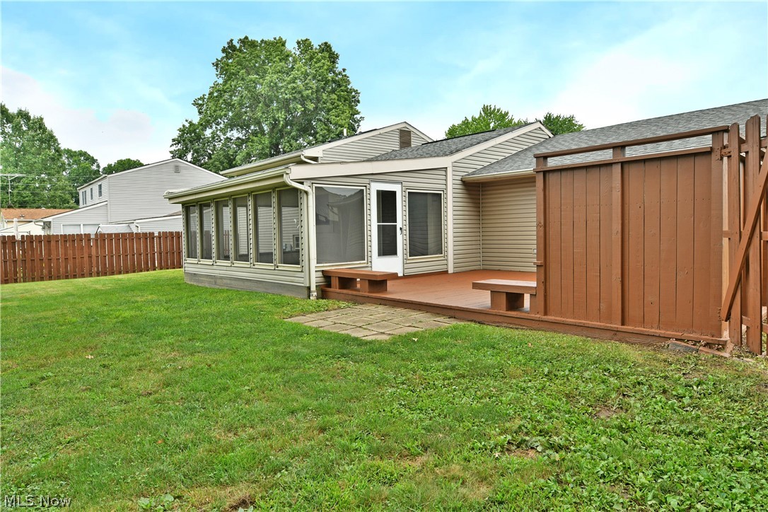 1382 Northfield Mineral Ridge OH 44440