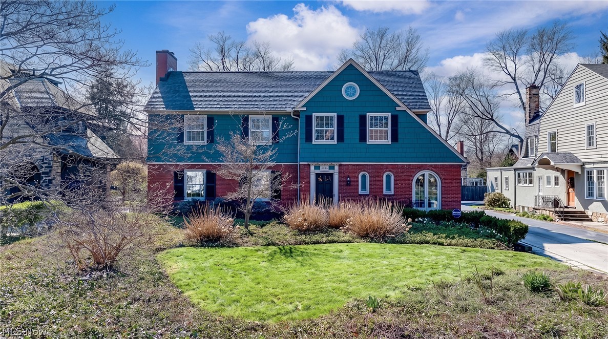 2352 Woodmere Drive Cleveland Heights OH 44106