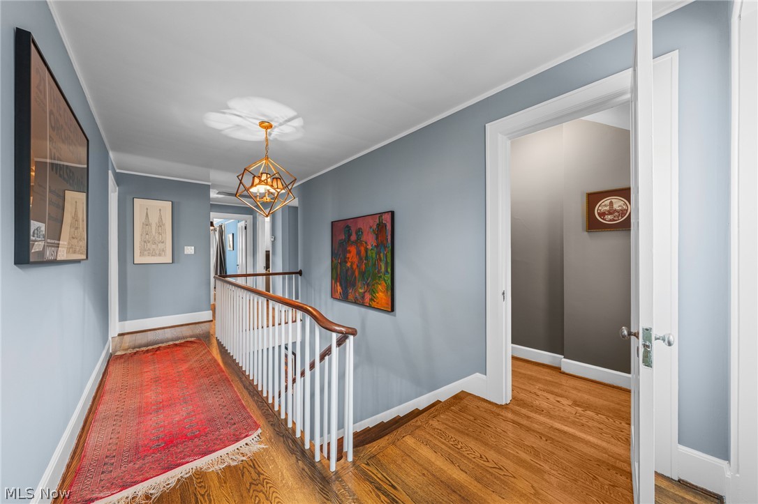 2352 Woodmere Drive Cleveland Heights OH 44106