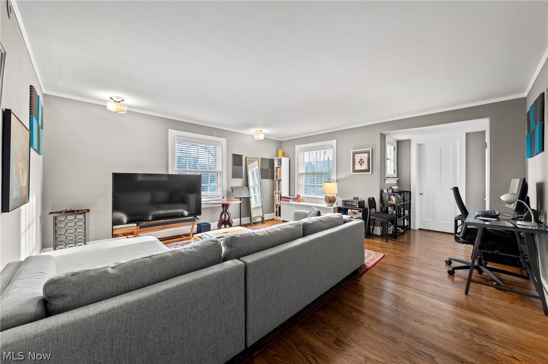 2352 Woodmere Drive Cleveland Heights OH 44106