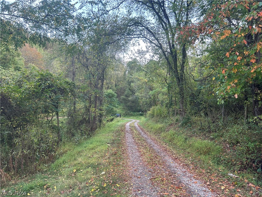 8188 Dozer Road Cambridge OH 43725