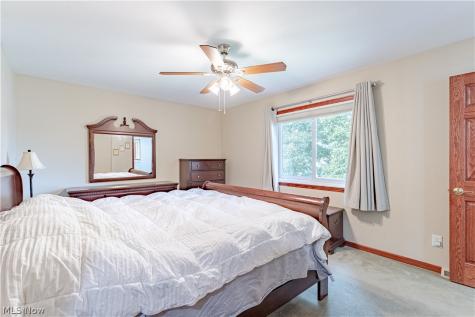 6980 Ames Road Parma OH 44129