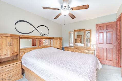 6980 Ames Road Parma OH 44129