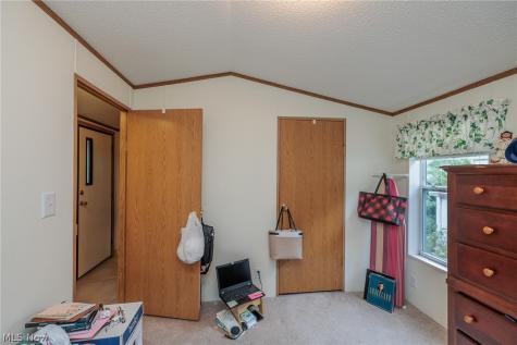 31 Grand Boulevard Olmsted Twp OH 44138