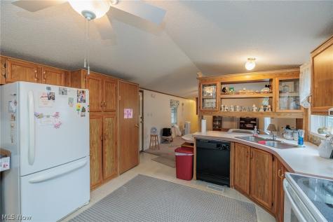 31 Grand Boulevard Olmsted Twp OH 44138