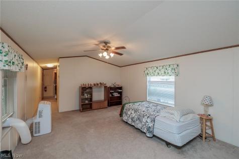 31 Grand Boulevard Olmsted Twp OH 44138
