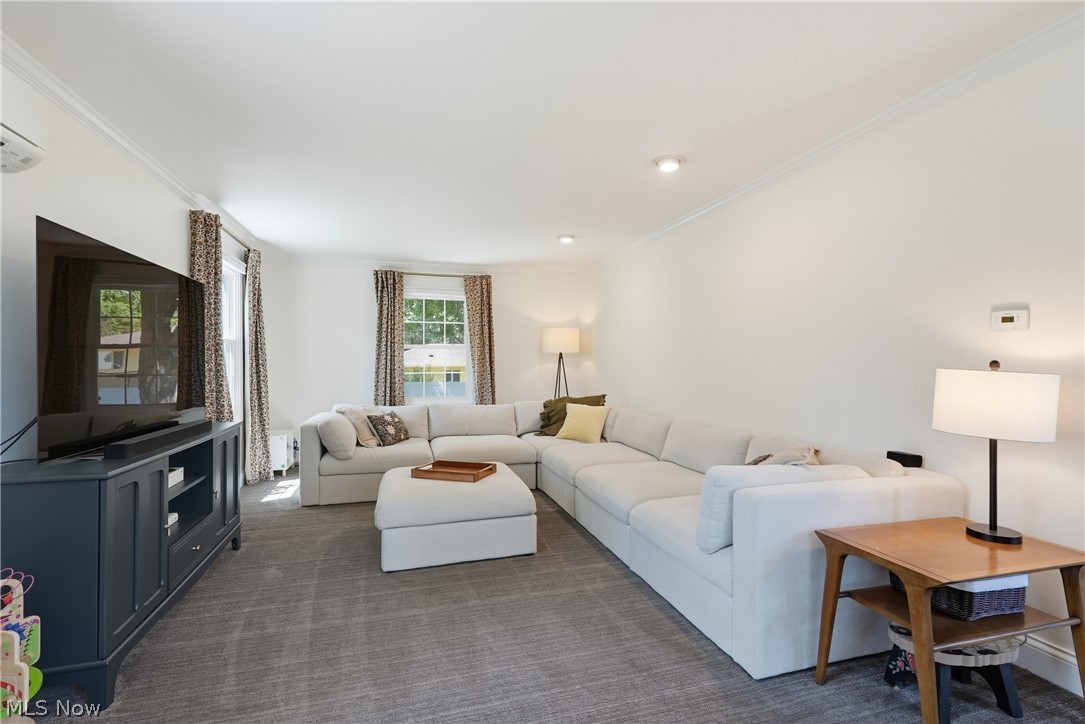 222 High Point Drive Wadsworth OH 44281