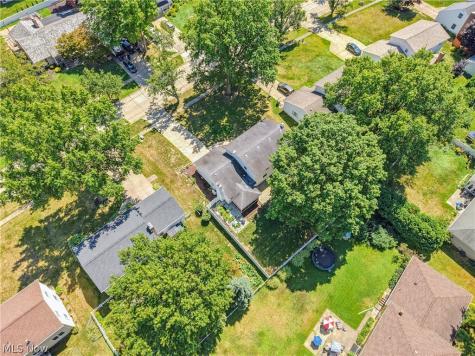222 High Point Drive Wadsworth OH 44281
