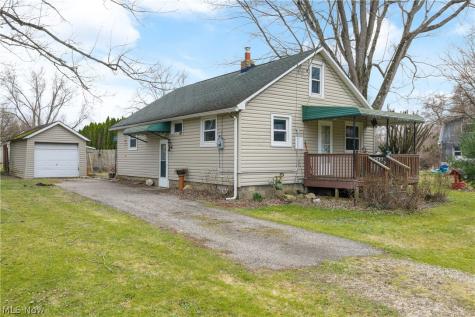 1726 Knox Boulevard Akron OH 44320