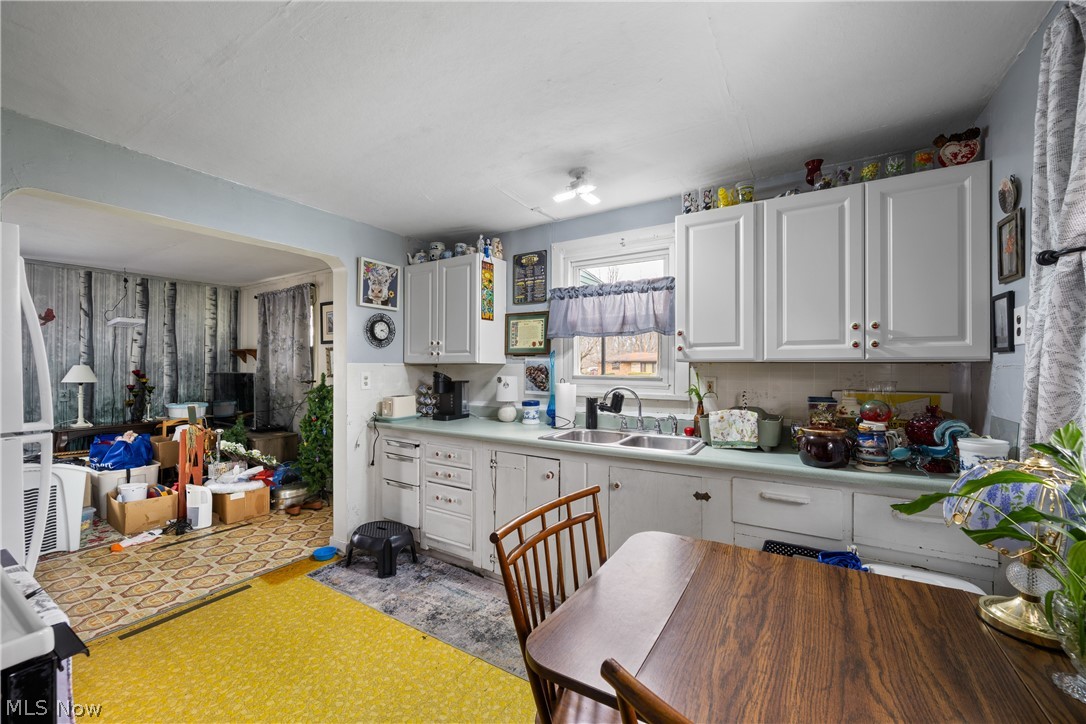 1726 Knox Boulevard Akron OH 44320