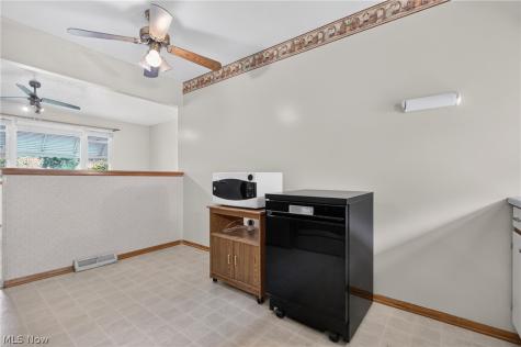 972 Rosewood Drive Elyria OH 44035