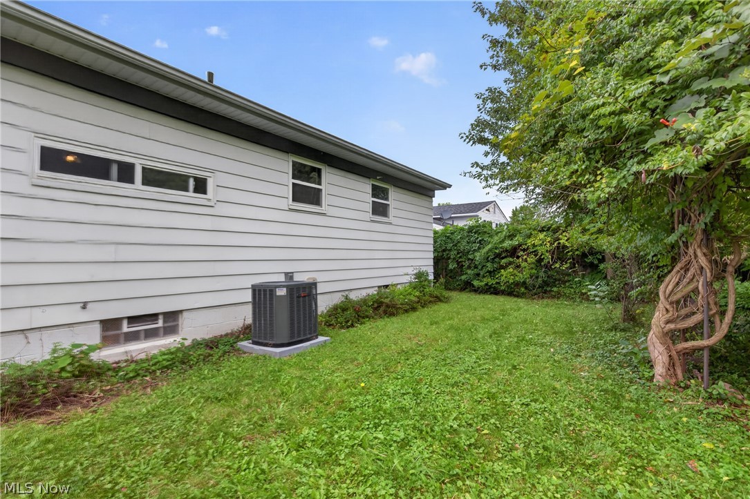 972 Rosewood Drive Elyria OH 44035