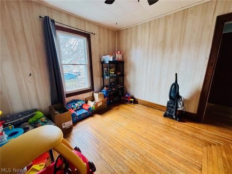 1051 W Main Street Ravenna OH 44266