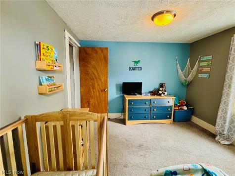 1051 W Main Street Ravenna OH 44266