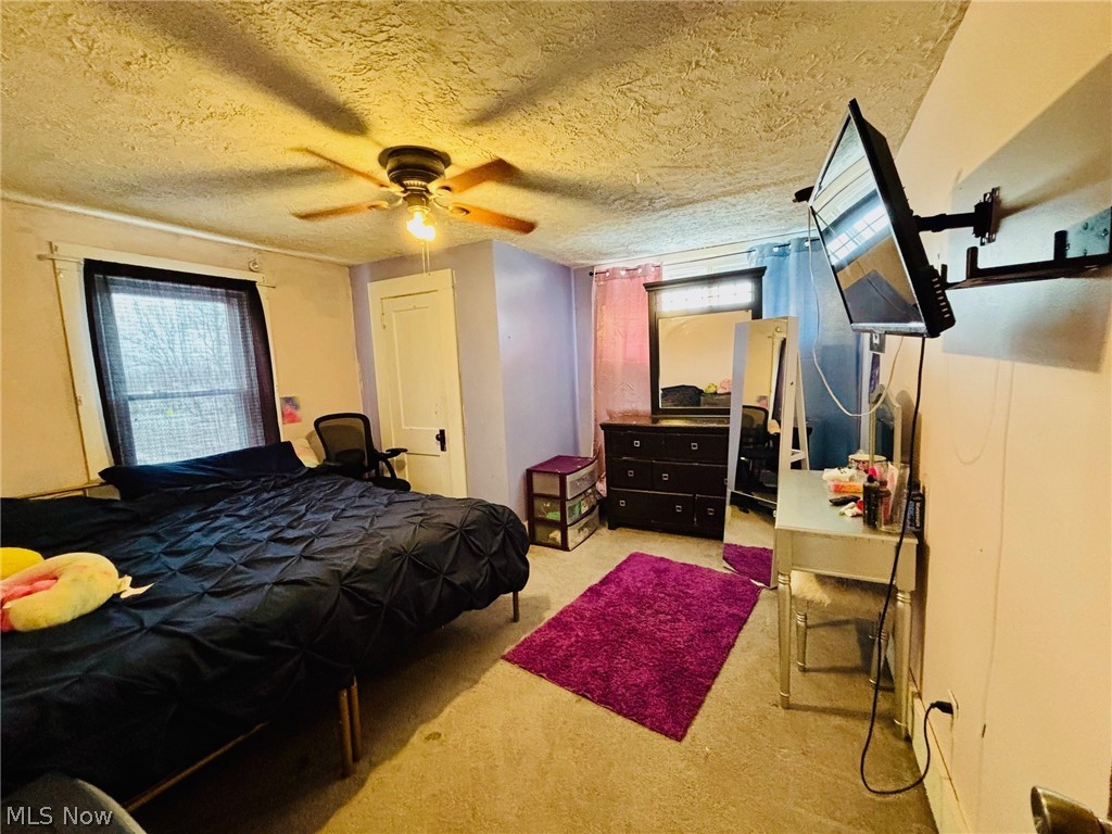 1051 W Main Street Ravenna OH 44266