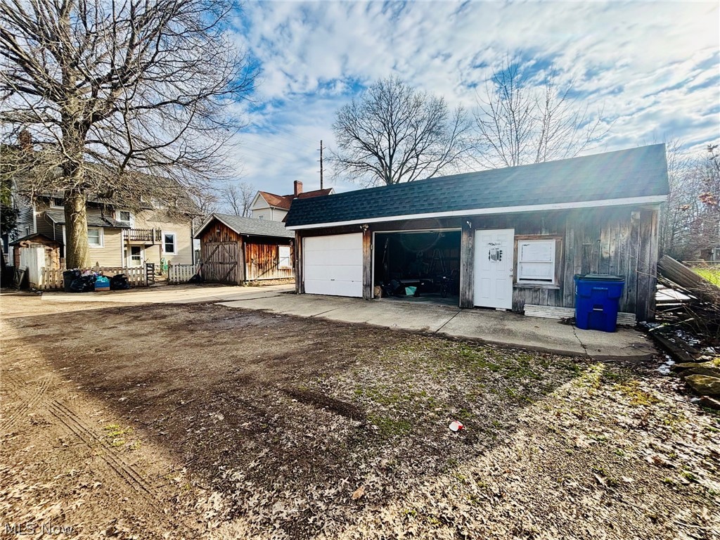 1051 W Main Street Ravenna OH 44266