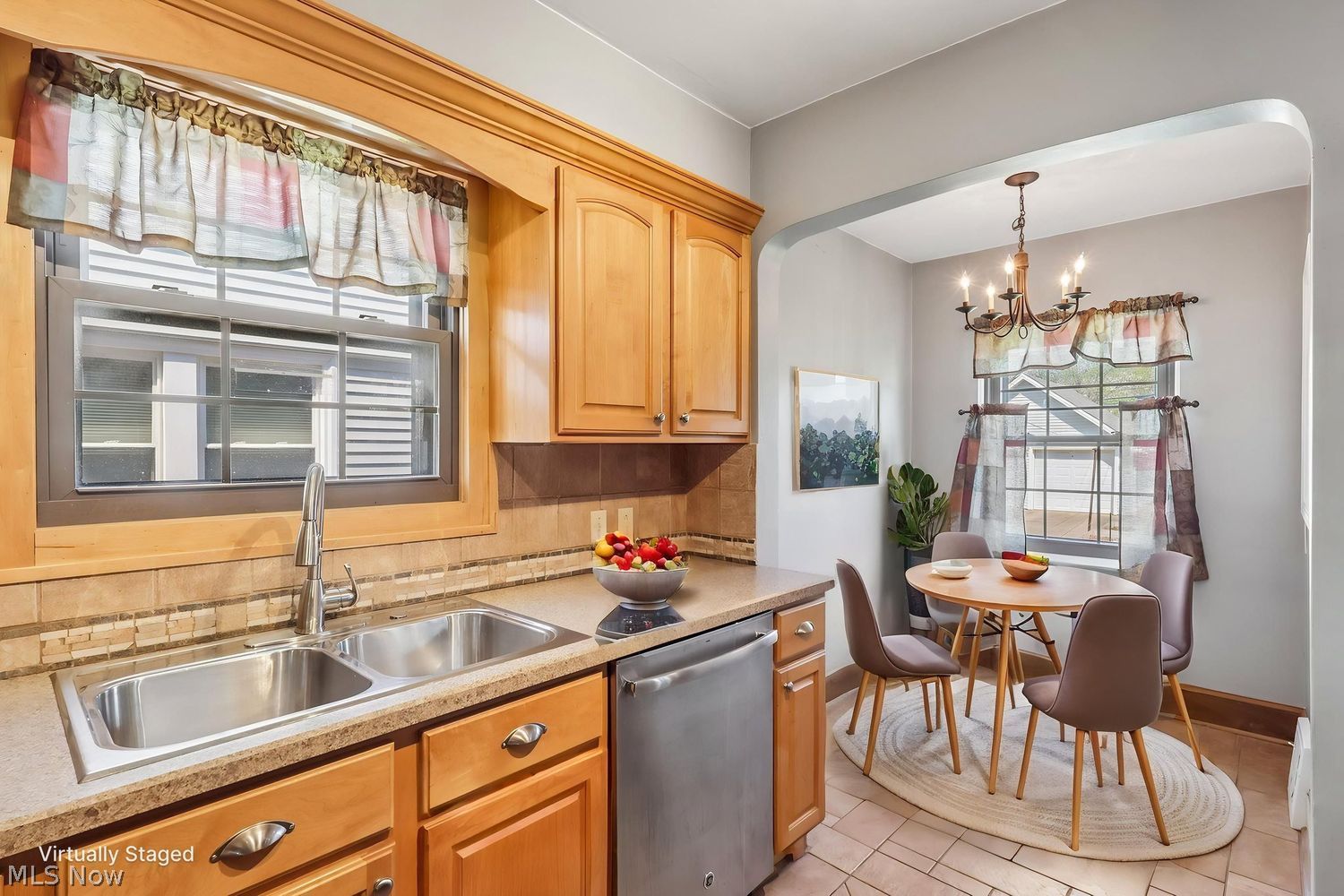 17406 Milburn Avenue Cleveland OH 44135